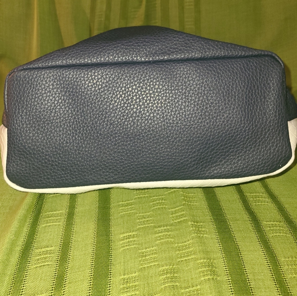 Jessica London Woman's Vintage Leather Purse, Two (2) piece Set - NEW - Picture 4 of 6